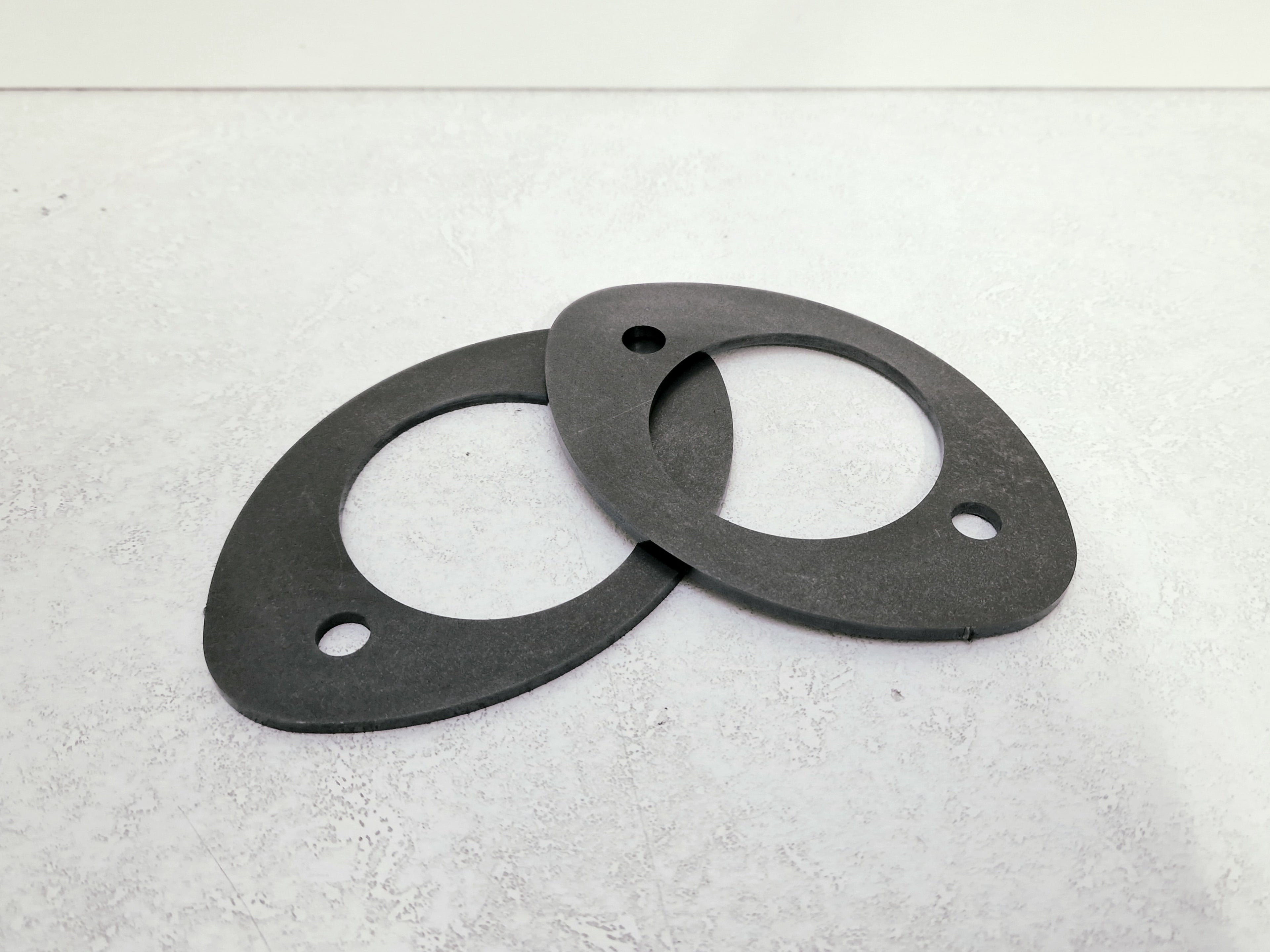 Wzmocnienia mocowań tylnych amortyzatorów BMW E46