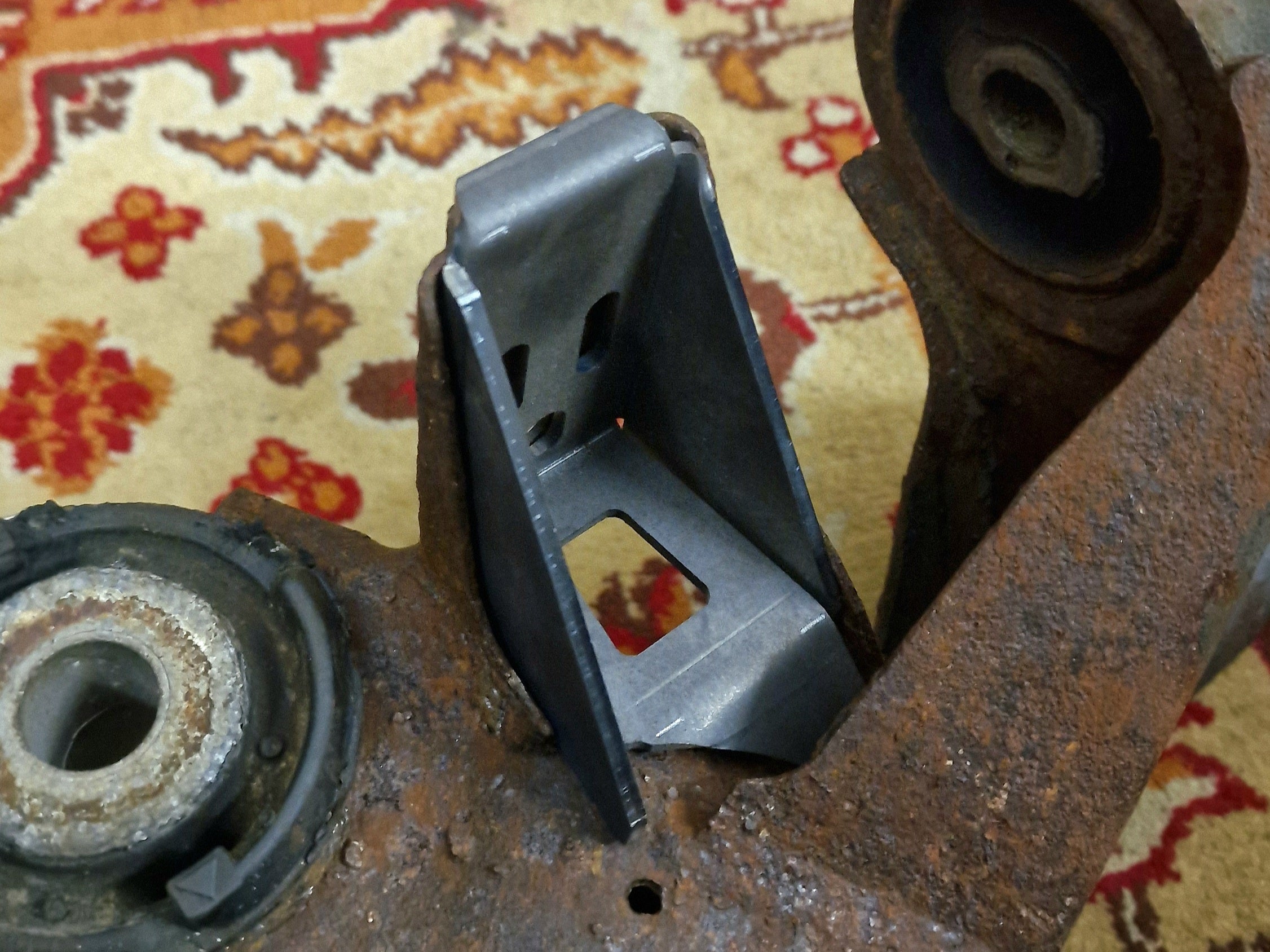 Wzmocnienia mocowań stabilizatora tylnego BMW E46